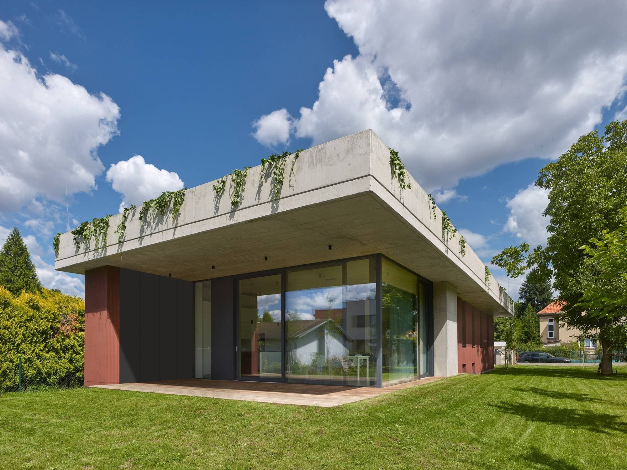 Rodinný dům, Černošice II (Dům nad stoletou vodou)