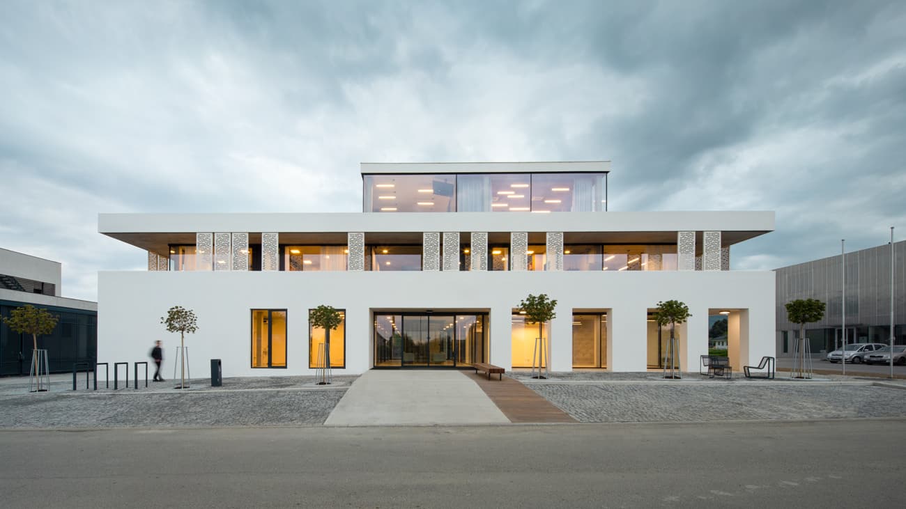 Dům služeb v Palkovicích | Kamil Mrva Architects